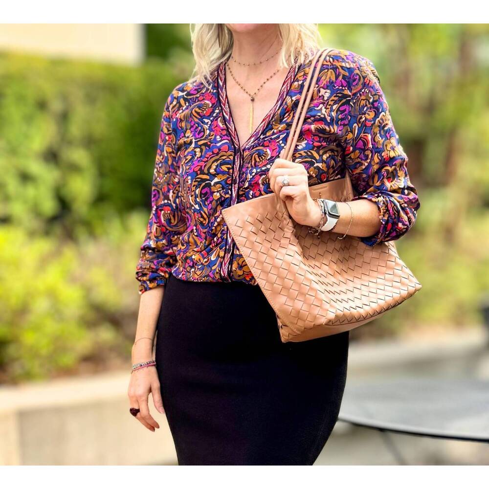 NEW ALDO MARTINS v-neck top in blue floral